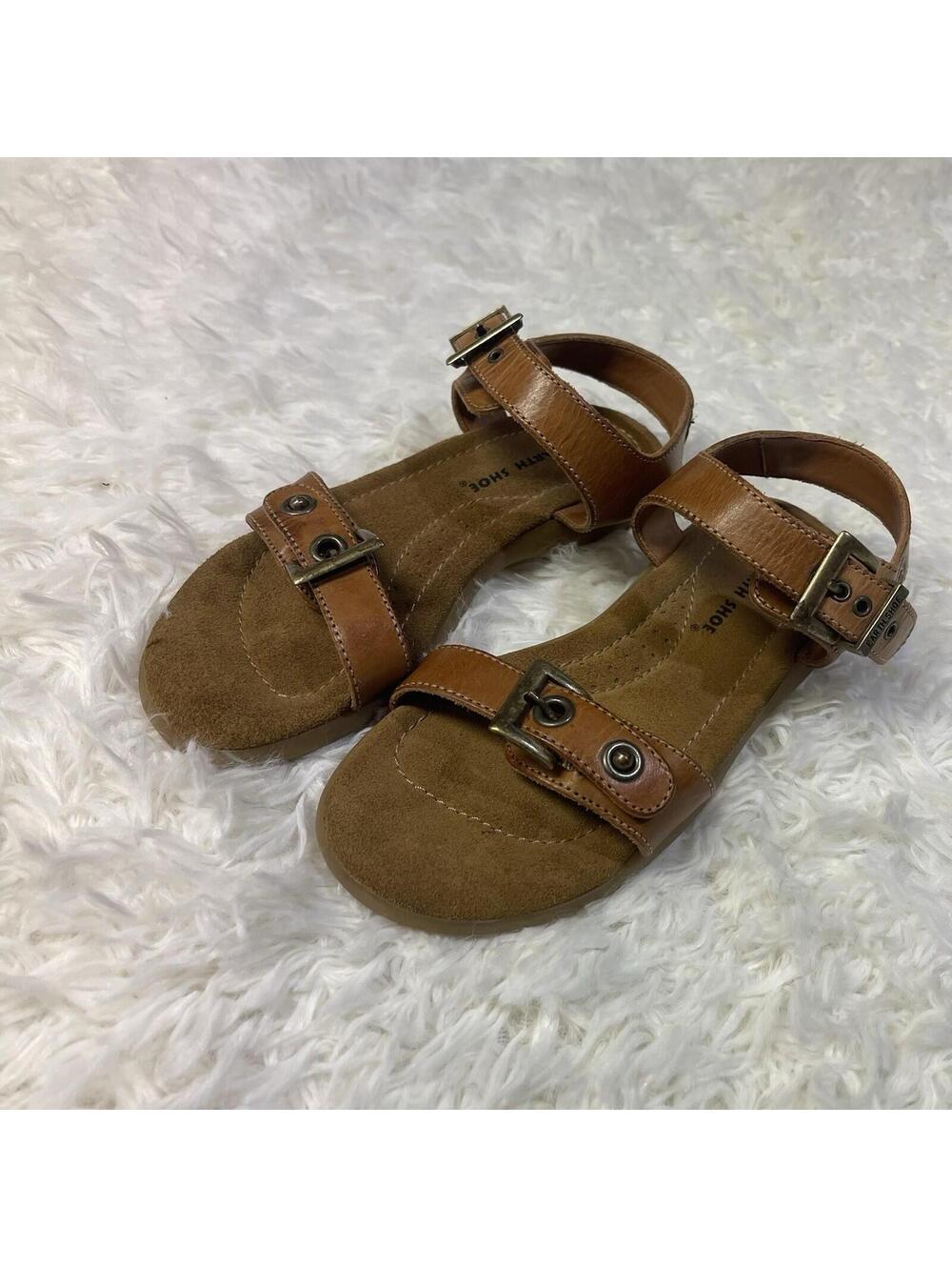 Earth Shoes MINNOW Brown Leather Women’s Size 5.5 Sandal